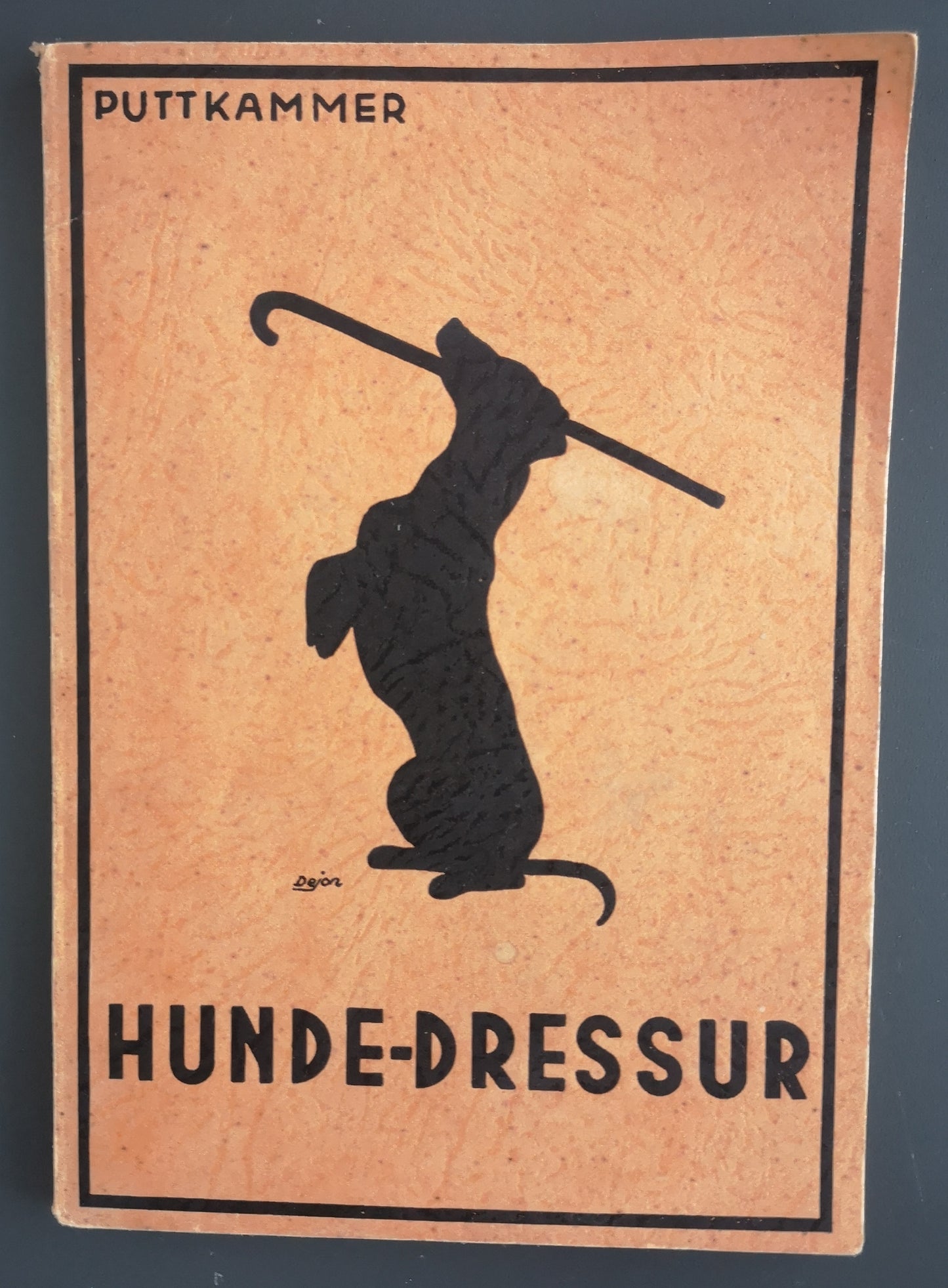 HUNDE-DRESSUR