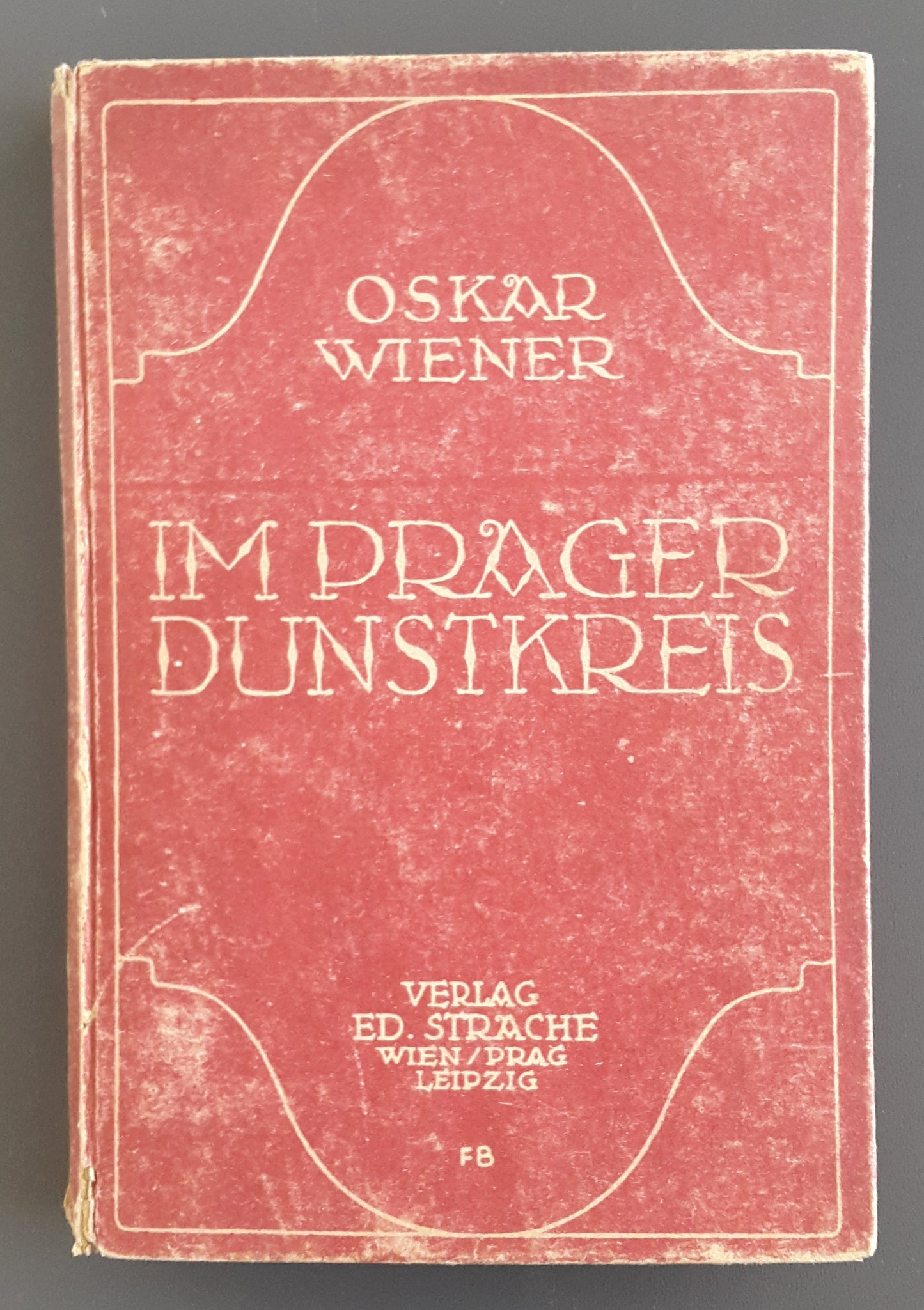 Im Prager Dunstkreis